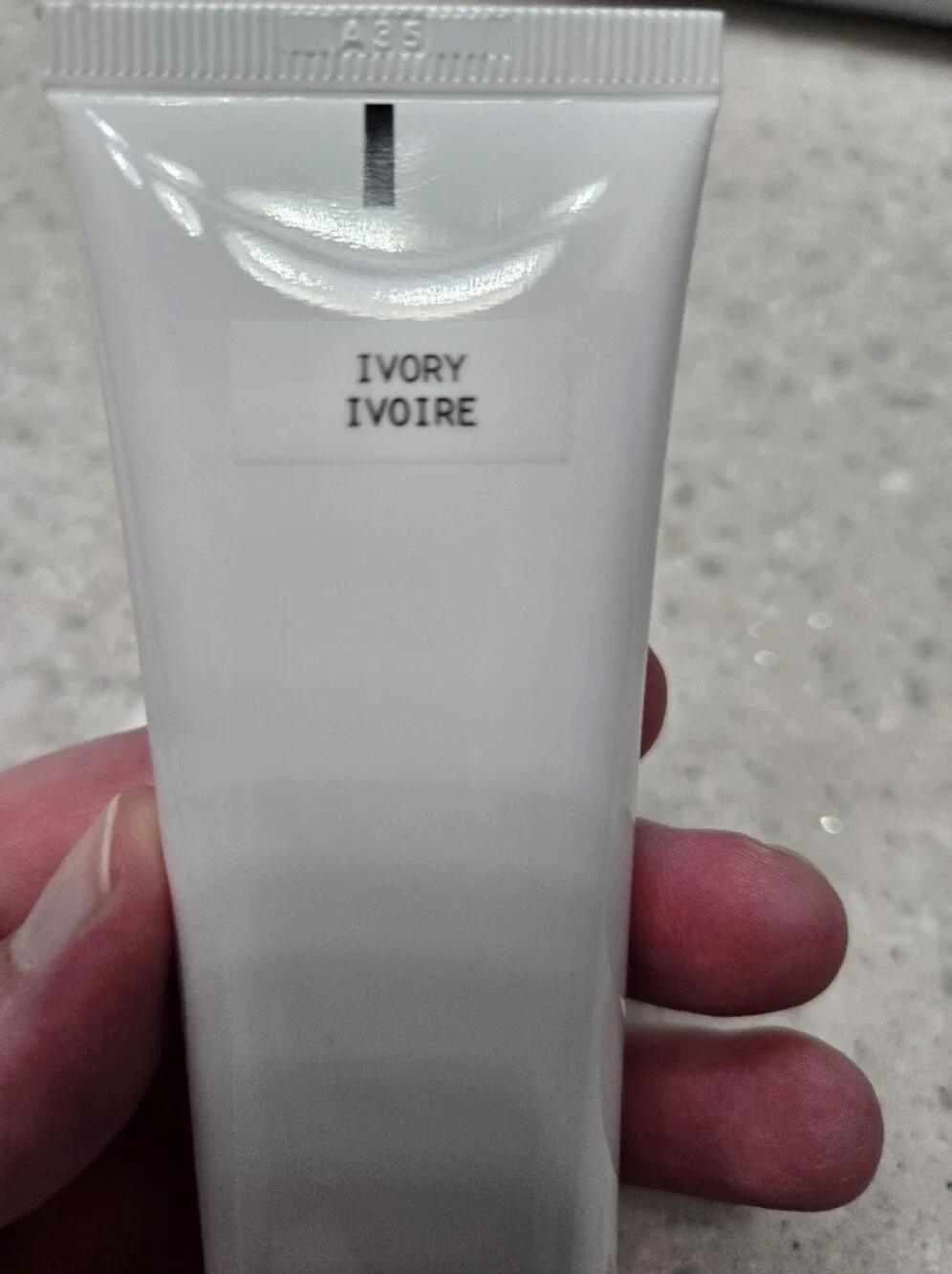 Jones Road Just Enough Tinted Moisturizer in Ivory
